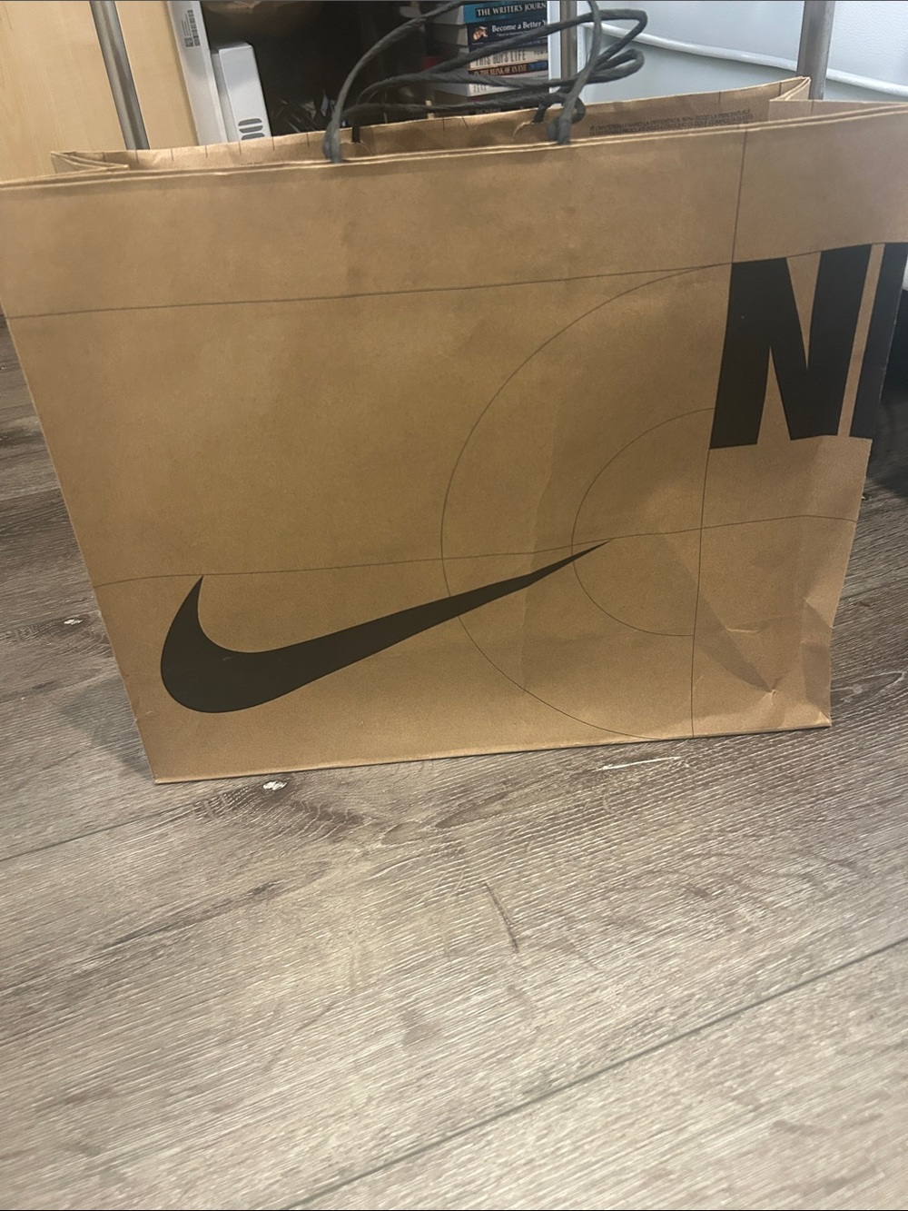 Nike👟2-Iconic Nike Black Swoosh Logo Recycled Tan Paper Gift Bags / Gently Used